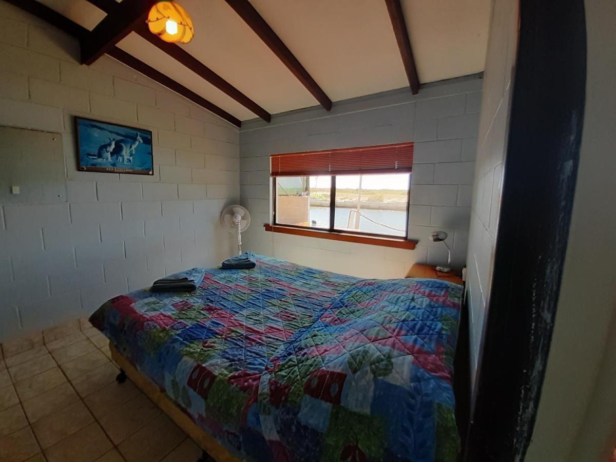 Pelican Point Waterfront Resort Formerly Carnarvon Beach Retreat Exterior foto