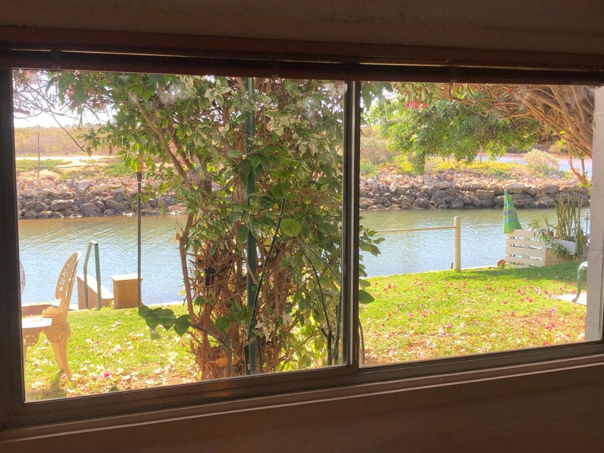Pelican Point Waterfront Resort Formerly Carnarvon Beach Retreat Exterior foto